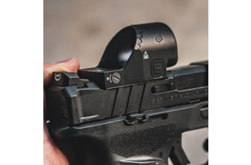 Image of Cyelee Optics Chameleon Reflex Red Dot Sight, 1.04x0.89in, 2 MOA Dot, 6 MOA Dot, Black, X0051EOGMT