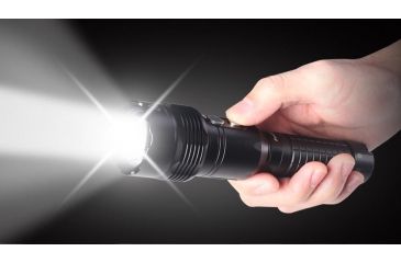 Image of Fenix RC15 860 Lumen Rechargeable Flashlight RC15U2BK