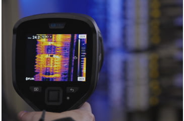 Image of FLIR Systems E8 Pro Infrared Camera with Ignite Cloud, 320x240 pixels, Black, 13303-0302