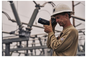 Image of FLIR Systems T865 Thermal Imaging Camera w/ Thermal Studio Pro, 89206-0201