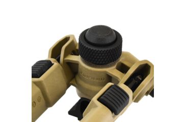 Image of Magpul Industries Bipod for A.R.M.S. 17S, Flat Dark Earth, MAG951-FDE