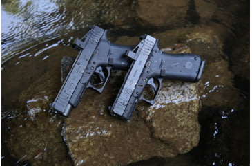 Image of Shield Sights Compact Reflex Mini Red Dot Sight, 4 MOA Dot Reticle, RMSC-4MOA Glass Lens, Black, RMSc-4MOA-GLASS