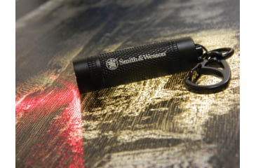 Image of Smith &amp; Wesson Galaxy Ray Dual Color Flashlight, Black body, Red LED 110199