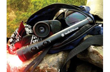 Image of Smith &amp; Wesson Powertech Galaxy 6 Flashlight, Black body, 3 White LED, 3 Red LED 110242