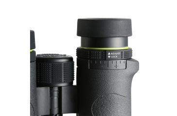 Image of Vanguard Endeavor ED II 8x32 mm Binoculars, Black Endeavor ED II 8320