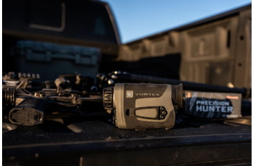 Image of Vortex Veil 400 2.3x25mm Thermal Monocular, 400x300 pixels, 50Hz, Black/Grey, TML-VEIL425