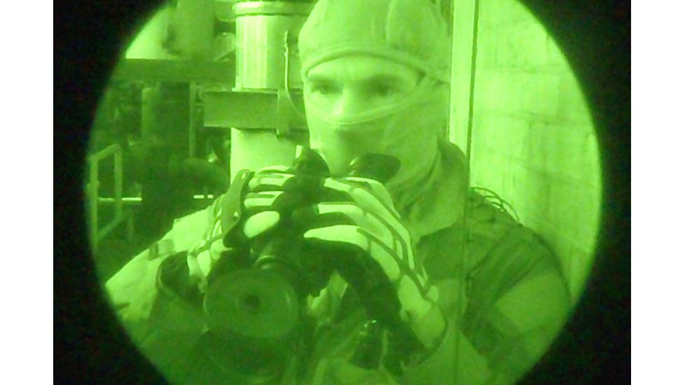 Armasight Discovery 5x Gen 2+ Night Vision Biocular, Standard Def NSBDISCOV52GDS1