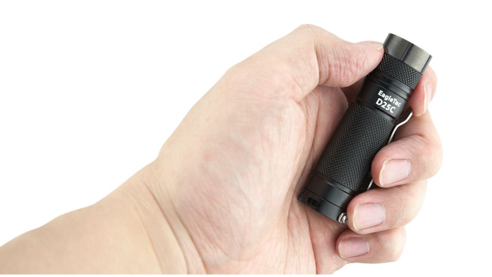 Eagtac D25C RC Clicky Flashlight, XP-G2 R5 NW LED, 352lm,1xCR123A,1x16340, Black 1733