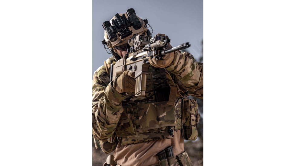 EOTech BinoNV 1x w/ Wilcox G24 Mount, ESA Gen III, White Phosphor, Black, EOT-BINO-AI-B