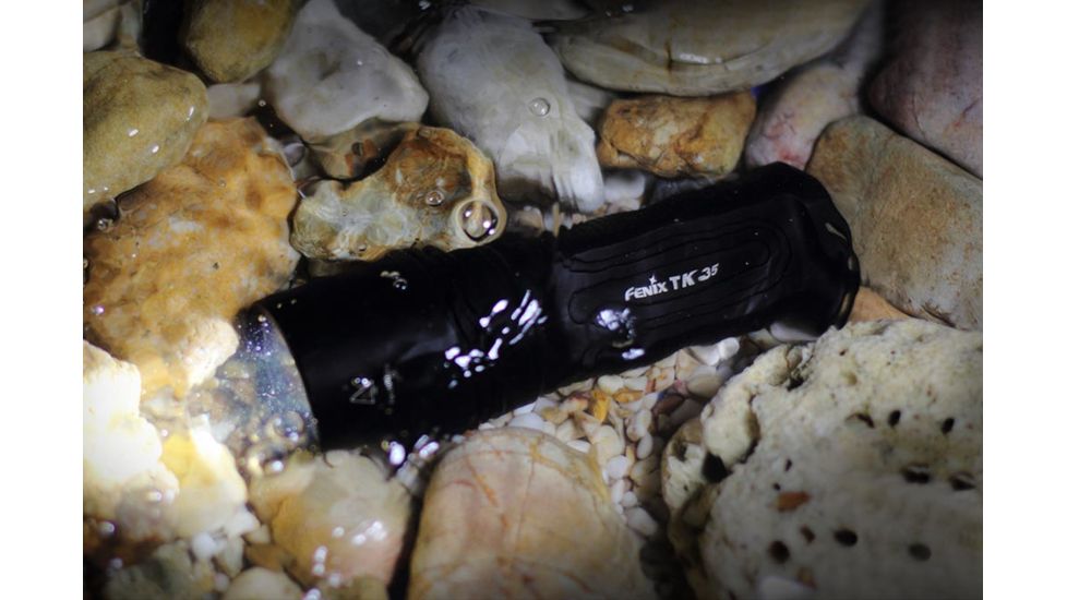 Fenix TK35 Flashlight with Dual Tail Switch - 960 Lumens, black TK35XLBK