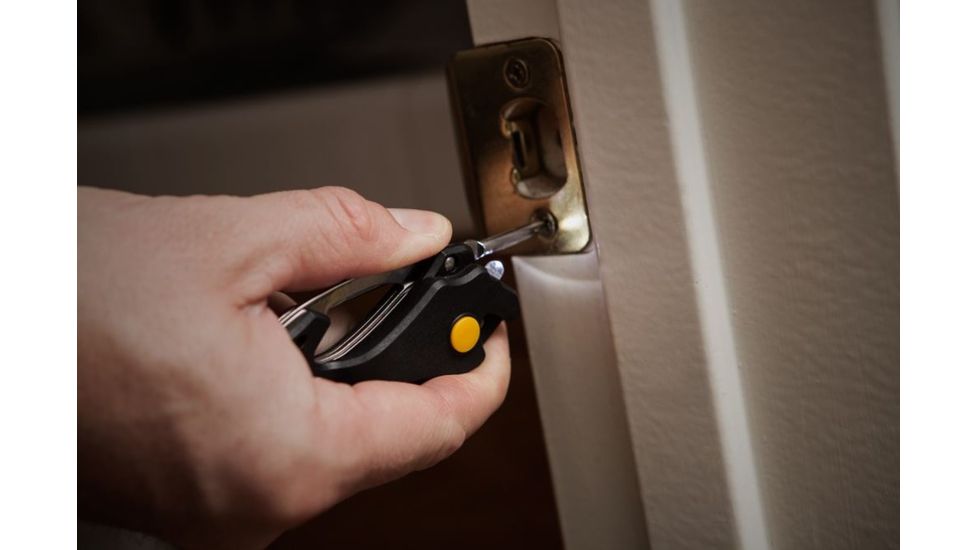 Life Gear LIGHT-WRX M2 - USB Light/Screwdriver/Cutter/Opener/Knife, Black BA37-60595-BLA