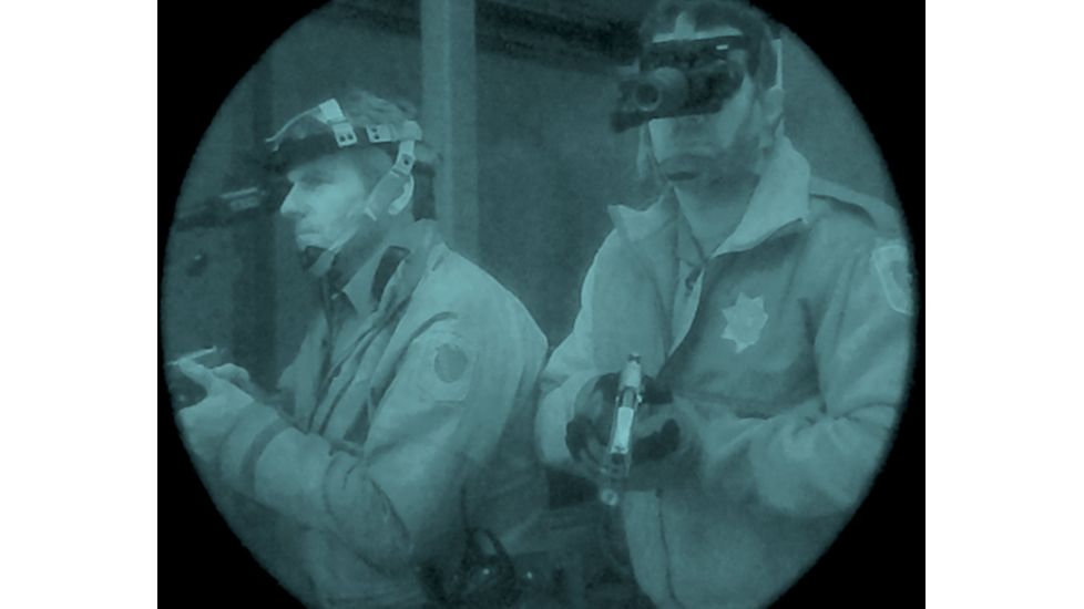 NG PVS7 QS Gen 2Plus Night Vision Goggles Quick Silver White Phosphor, Black NGPVS72QS