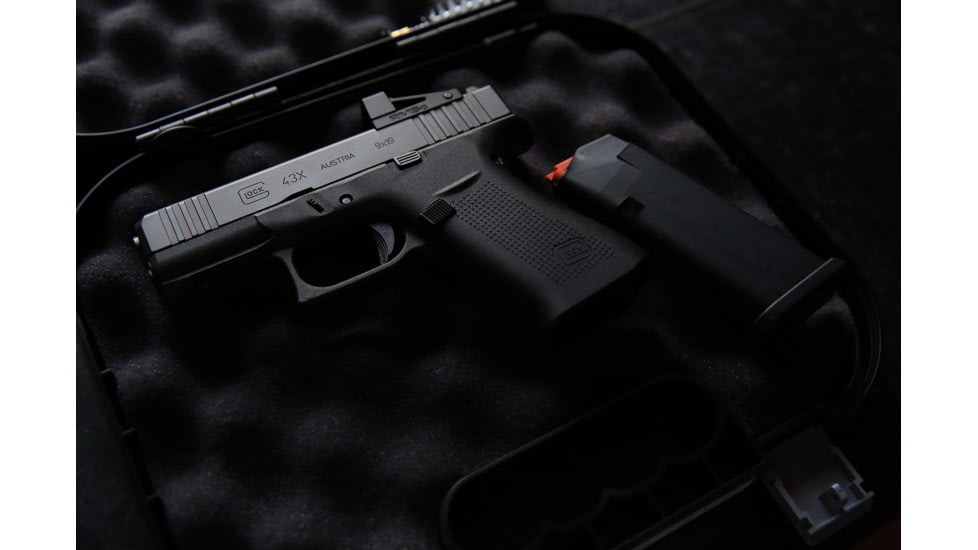 Shield Sights Compact Reflex Mini Red Dot Sight, 4 MOA Dot Reticle, RMSC-4MOA Glass Lens, Black, RMSc-4MOA-GLASS