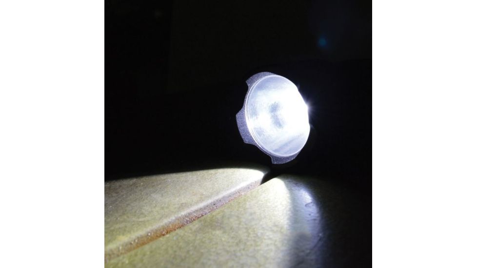 Smith &amp; Wesson M&amp;P15 USB Rechargeable LED Flashlight, 800 Lumens, Black body/White LED 110221