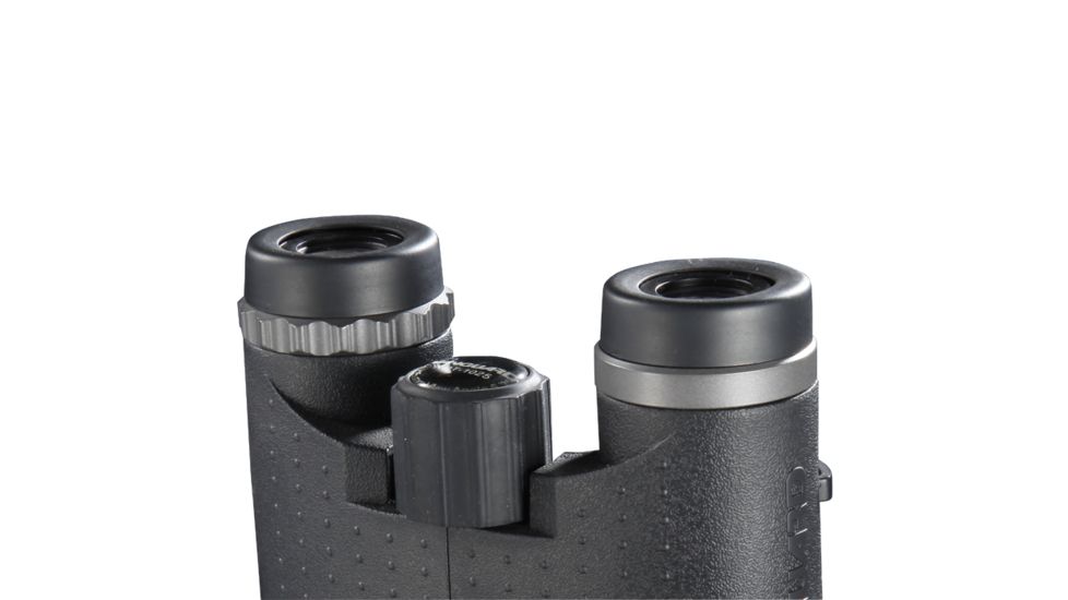 Vanguard NDT- 8220 Binoculars