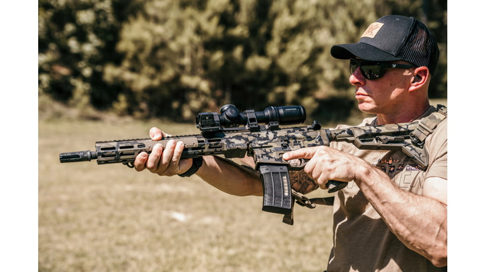 Vortex Defender-ST Enclosed Solar Micro Reflex Red Dot Sight, 1x22.5mm, 3 MOA Reticle, Black, DFST-MRD3-E