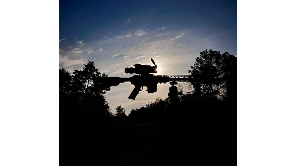 X-Vision XVT Thermal Scope 3-9.2x35mm, Black, TS1